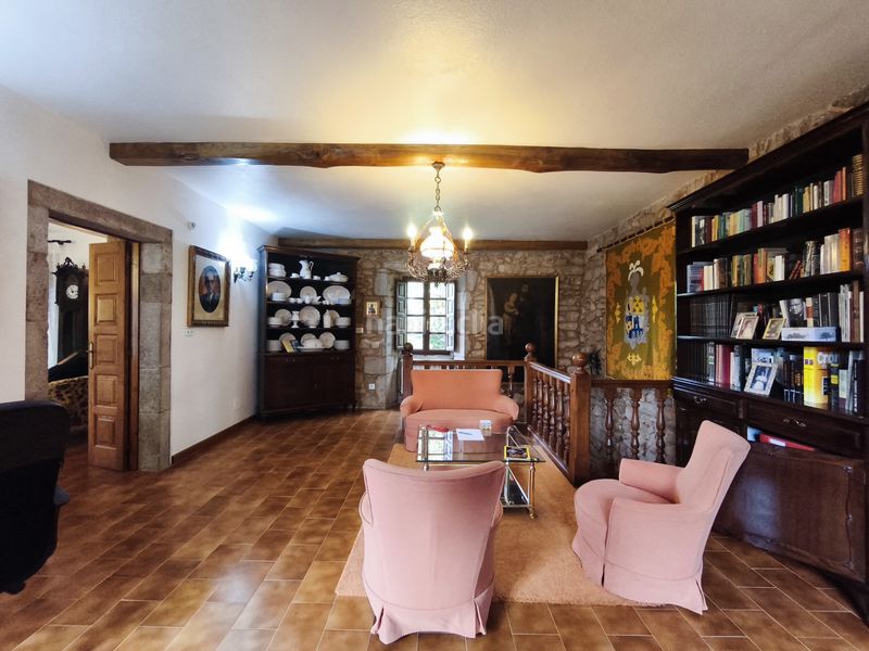 Foto 534e59ca-f4d0-4800-9d4a-c01a5007bb12. Casa amb xemeneia calefacció aparcament a Castiñeiriño - Cruceiro de Sar Santiago de Compostela