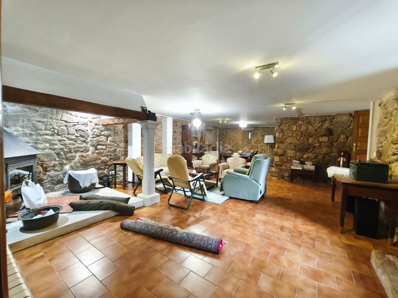 Foto 6c59671f-e5e6-405b-b2c8-0cf88724e385. Casa amb xemeneia calefacció aparcament a Castiñeiriño - Cruceiro de Sar Santiago de Compostela