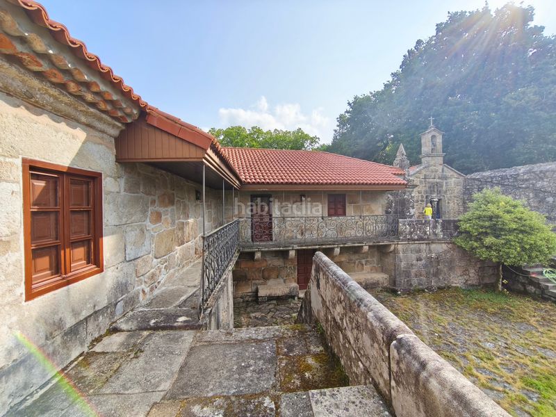 Foto 726a2a3a-52cb-452b-bea7-e0e501a9a1d1. Casa amb xemeneia calefacció aparcament a Castiñeiriño - Cruceiro de Sar Santiago de Compostela