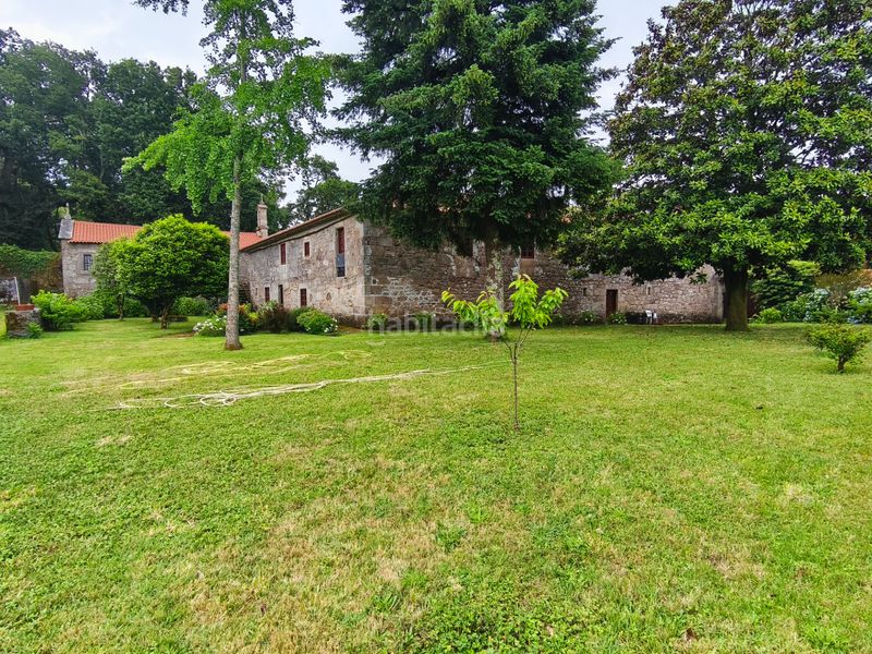 Foto 8f4c587b-966d-40d4-9425-780bff1814d4. Casa amb xemeneia calefacció aparcament a Castiñeiriño - Cruceiro de Sar Santiago de Compostela