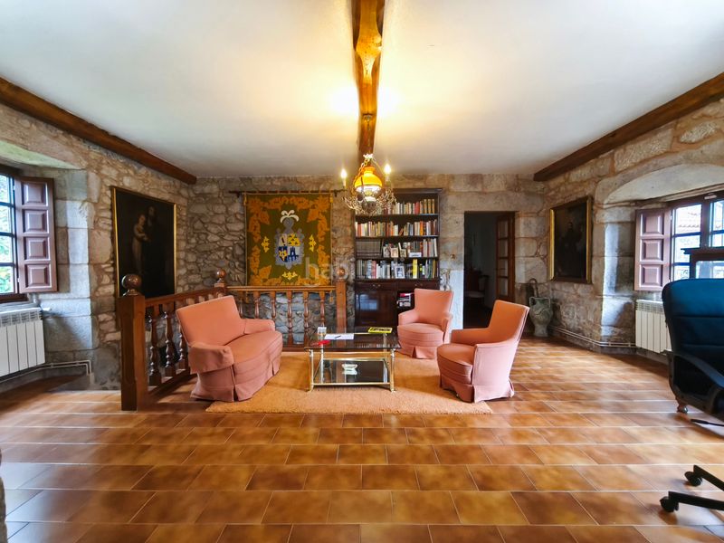 Foto 903f51e6-a9e9-48c0-bb2e-fee8522c4882. Casa amb xemeneia calefacció aparcament a Castiñeiriño - Cruceiro de Sar Santiago de Compostela