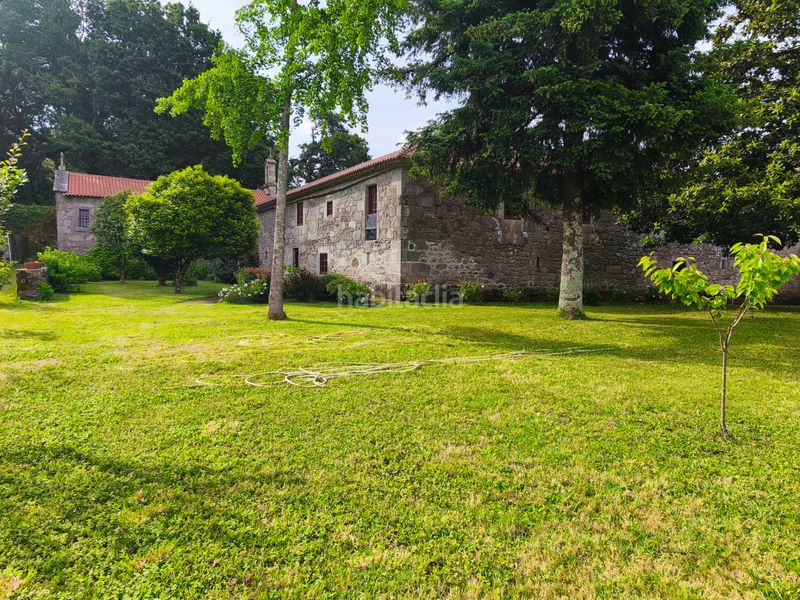 Foto 949b085e-04f9-44ce-9cc8-c98c8dd9ecf1. Casa amb xemeneia calefacció aparcament a Castiñeiriño - Cruceiro de Sar Santiago de Compostela