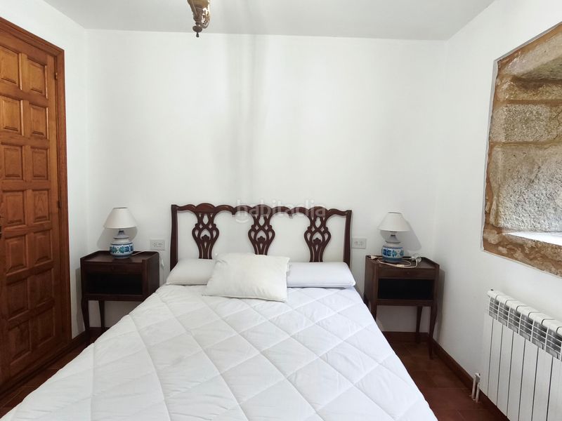 Foto a39535ad-8a61-4e27-8d53-b22768ac9c2d. Casa amb xemeneia calefacció aparcament a Castiñeiriño - Cruceiro de Sar Santiago de Compostela