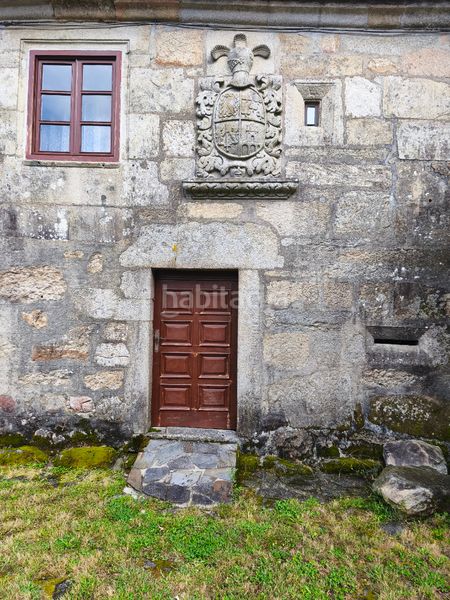 Foto cce5ca56-8543-4acd-8213-7dbdfa5c6e54. Casa amb xemeneia calefacció aparcament a Castiñeiriño - Cruceiro de Sar Santiago de Compostela