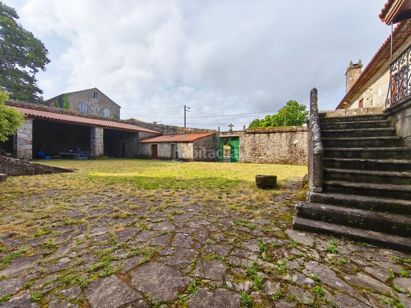 Foto ceb2f3fa-0722-4ddc-a4dd-2420eb3bb8c9. Casa amb xemeneia calefacció aparcament a Castiñeiriño - Cruceiro de Sar Santiago de Compostela