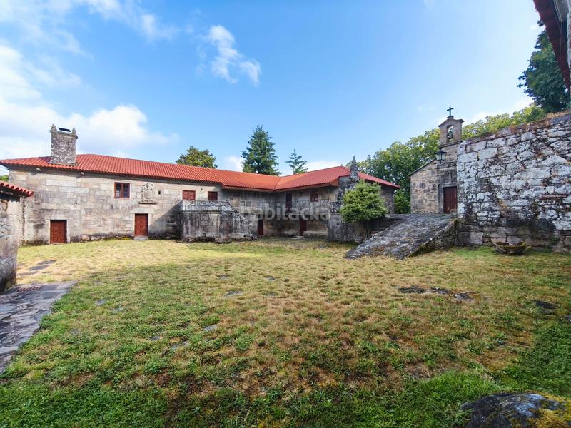 Foto 297010b1-900b-4f7f-a5f7-f897f89a7452. Masia amb xemeneia calefacció aparcament a Castiñeiriño - Cruceiro de Sar Santiago de Compostela