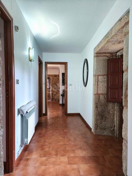 Foto 6811127f-9387-494d-91b6-c40baaa06181. Masia amb xemeneia calefacció aparcament a Castiñeiriño - Cruceiro de Sar Santiago de Compostela