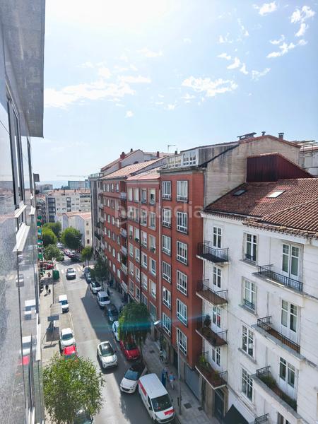 Foto 224b3b28-6490-4f46-9ab3-89fc26e7354b. Etagenwohnung mit heizung parking in Ensanche - Sar Santiago de Compostela