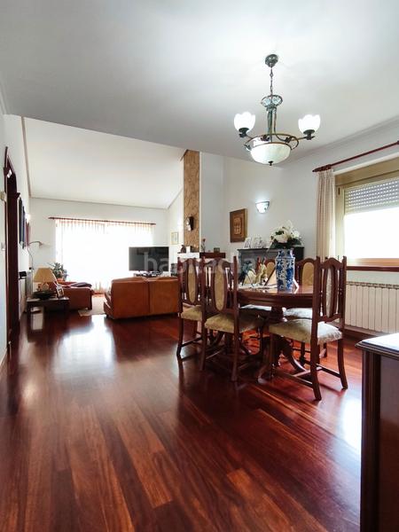 Foto 175c5f95-be8b-418c-be95-59439bcffcf1. Chalet con riscaldamento parcheggio in Parroquias de Santiago Santiago de Compostela