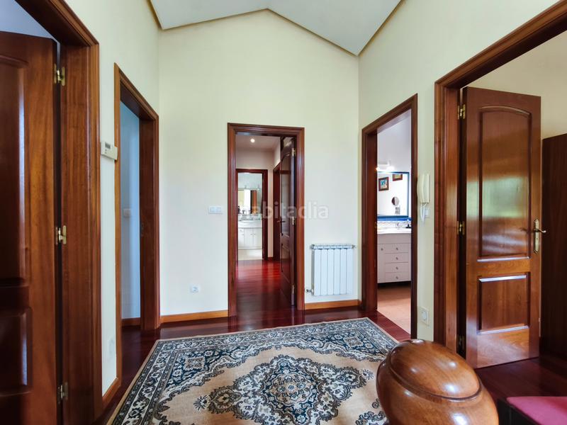 Foto aa41c37d-c74e-4fd3-802d-6289af54e6b7. Xalet amb calefacció aparcament a Parroquias de Santiago Santiago de Compostela