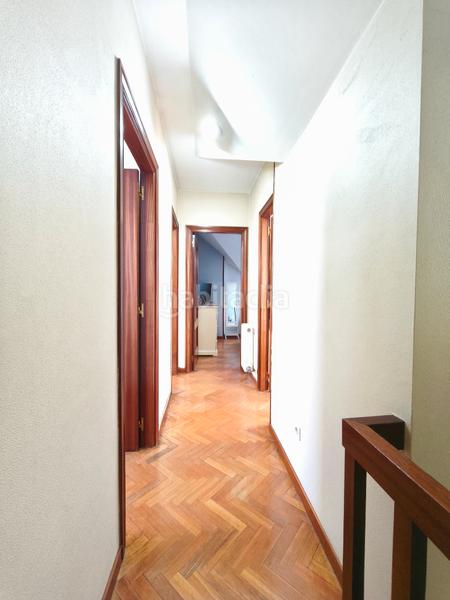 Foto 5640c01a-b649-4598-ae5a-10210389bb9a. Zweistöckige wohnung mit heizung parking in O Milladoiro Ames