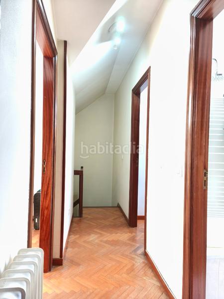 Foto db5ab97c-cc28-451d-ae5e-64d0ce4ef5e9. Zweistöckige wohnung mit heizung parking in O Milladoiro Ames