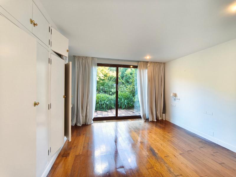 Foto e079d8fa-ccc5-41a2-af40-d495625451fe. Xalet amb calefacció aparcament piscina a Bugallido Ames