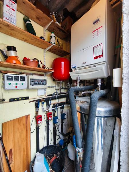 Foto 7109ab39-af8c-43b1-91a3-6fb0f820f7d7. Casa adosada en Castiñeiriño - Cruceiro de Sar Santiago de Compostela