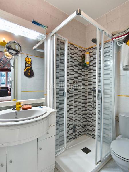 Foto 069ea058-30ec-4b94-b5da-16195d3a6560. Casa adossada amb calefacció aparcament a Castiñeiriño - Cruceiro de Sar Santiago de Compostela