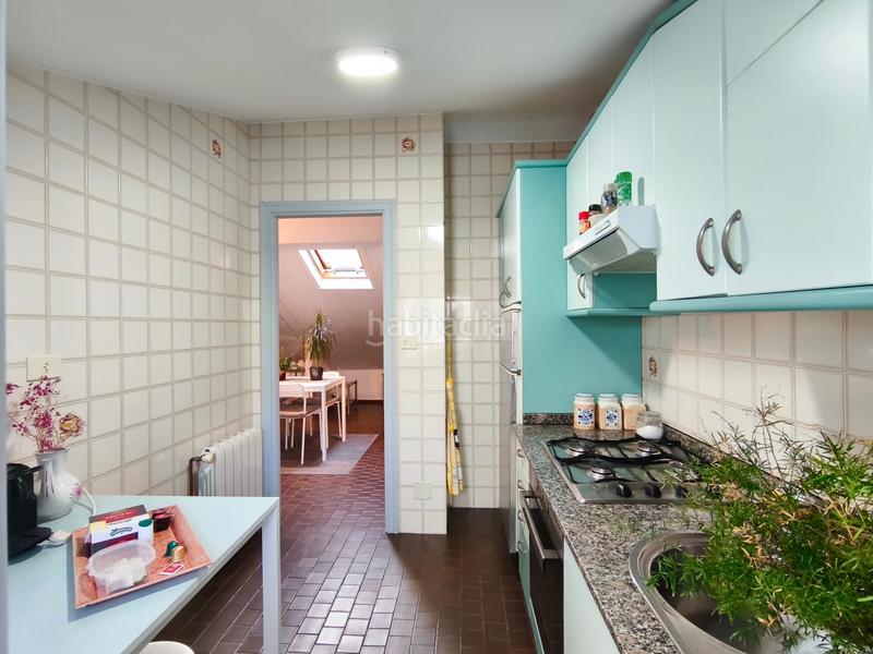 Foto 0af5e6c0-ba55-472d-b7e1-c9d1f596fccb. Casa adossada amb calefacció aparcament a Castiñeiriño - Cruceiro de Sar Santiago de Compostela