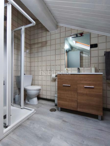 Foto 9bcebed6-3188-40f0-9103-49bbf41dd614. Casa adossada amb calefacció aparcament a Castiñeiriño - Cruceiro de Sar Santiago de Compostela