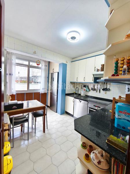 Foto a63f8d31-e550-4ee4-b200-5cd1d6ee30fd. Casa adossada amb calefacció aparcament a Castiñeiriño - Cruceiro de Sar Santiago de Compostela