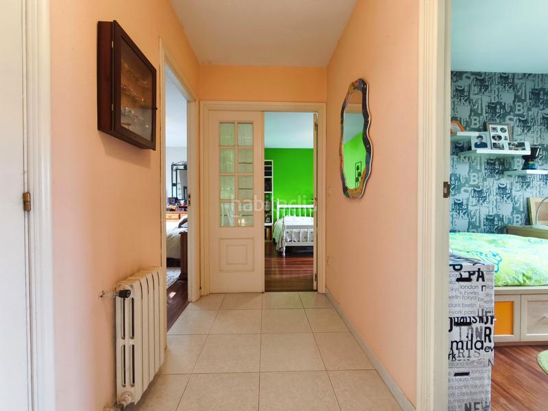 Foto 1a9c12f2-b198-44ca-9d01-28d2e7cb07bc. Chalet avec chauffage parking dans área de Ames Ames