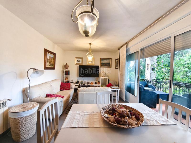 Foto 1bc67cfc-9cb0-4848-8b3d-b5acab462555. Chalet avec chauffage parking dans área de Ames Ames