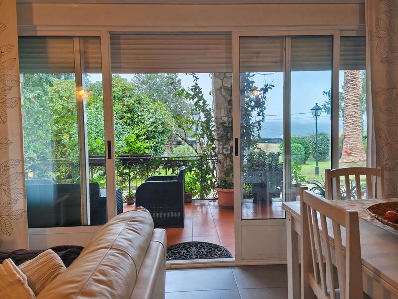 Foto c4be1ef9-175f-422c-a89f-ef1a53faaa25. Chalet avec chauffage parking dans área de Ames Ames