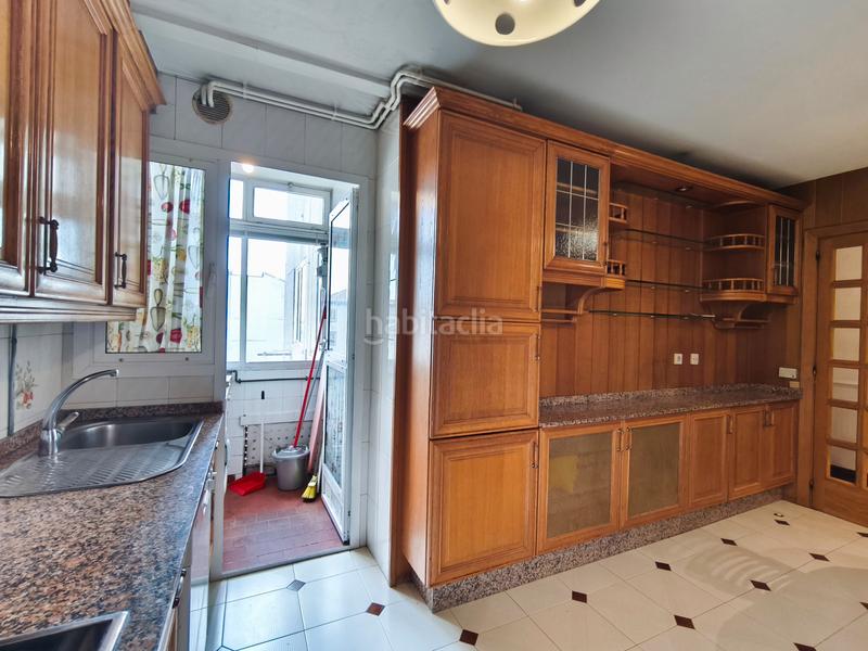 Foto 8816664e-26f1-457e-8e0a-f59e0ee1fa2f. Pis amb calefacció aparcament a Ensanche - Sar Santiago de Compostela