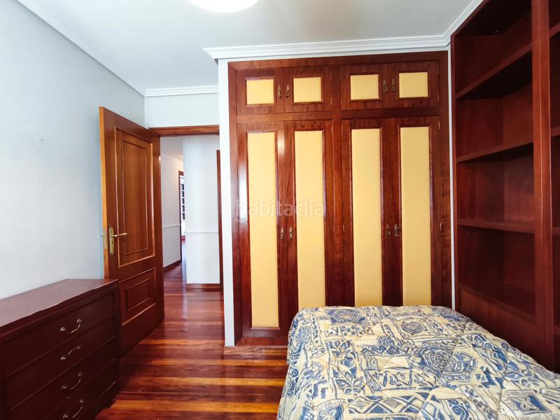 Foto f2bda36e-0f6d-4764-834d-9723b0d283f2. Piso en Ensanche - Sar Santiago de Compostela