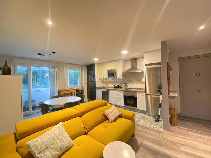 Foto ac758bd2-6ef9-441e-97cb-93851f460fc9. Apartment with heating parking in Campus Norte - San Caetano Santiago de Compostela