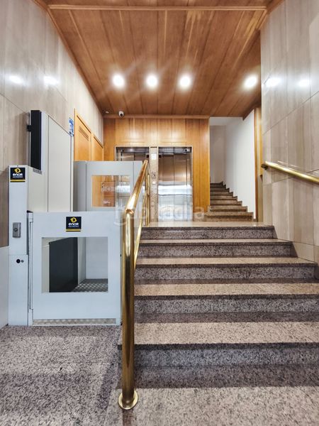 Foto 7668c2d6-6c37-49b8-bbec-3464658bfc37. Pis amb calefacció a Ensanche - Sar Santiago de Compostela