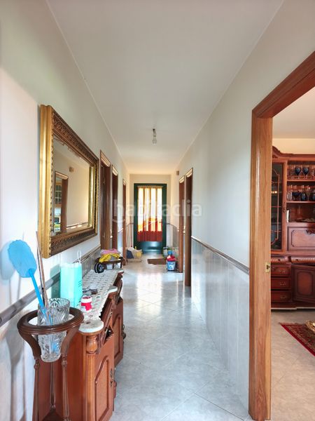 Foto 0a9a2dbf-7094-4750-9b0a-f670f2f5e652. Casa amb calefacció aparcament a Parroquias de Santiago Santiago de Compostela