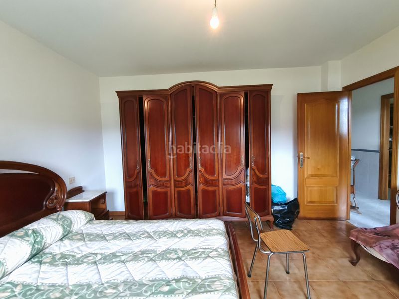 Foto 35381ba9-0c0b-4ce8-9150-067243301831. Casa amb calefacció aparcament a Parroquias de Santiago Santiago de Compostela