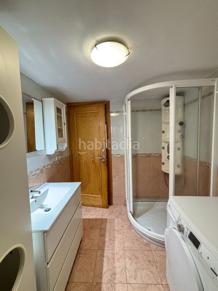 Foto e319bd9d-6cb3-44f6-ac01-52d5caf584a0. Casa adossada amb calefacció a Rianxo