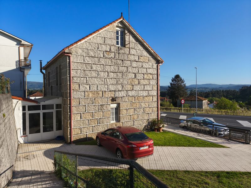 Foto c1ee9218-5c4c-4364-abcf-bdf01f8574e1. Chalet en Vedra