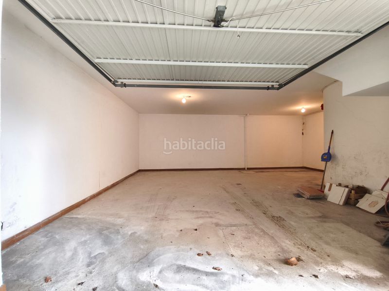 Foto 45afc556-9221-46c3-9cd7-901b668507cc. Casa pareada en Brión