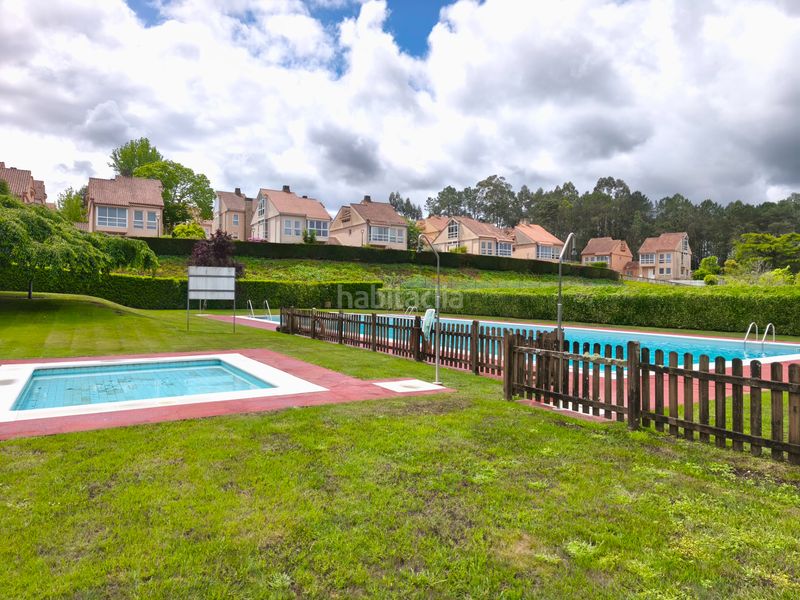 Foto 91bd16e9-f7b2-4443-88b2-6ba94908549b. Casa pareada en Brión