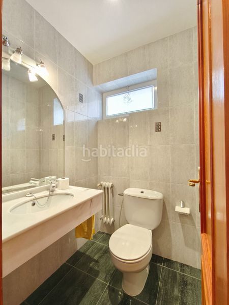 Foto 92c2d073-274a-4976-9edb-988e82bd45f1. Casa pareada en Brión