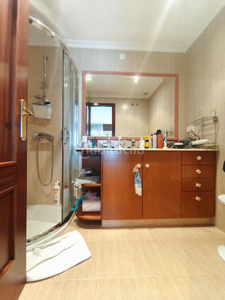 Foto e0235d91-2d53-45cb-97ad-4ff1ab852efa. Piso en O Milladoiro Ames