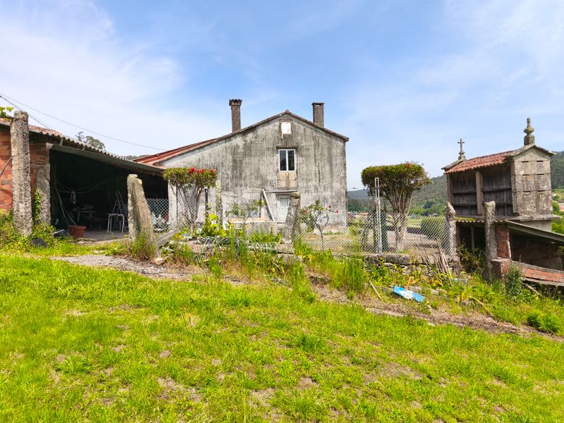 Foto c5209795-5a42-4fc9-ab85-1876607673c7. Casa amb aparcament a Parroquias de Santiago Santiago de Compostela