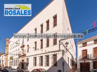 Piso en Calle pósito 32. Piso a estrenar con ascensor y parking
