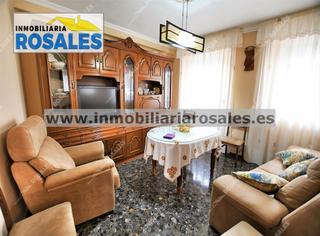 Casa adossada a Baena. Estupenda casa a un paso del llano