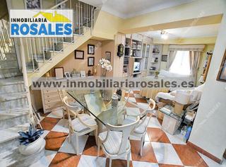 Casa a Baena. Casa con buen patio y terraza, perfecto estado