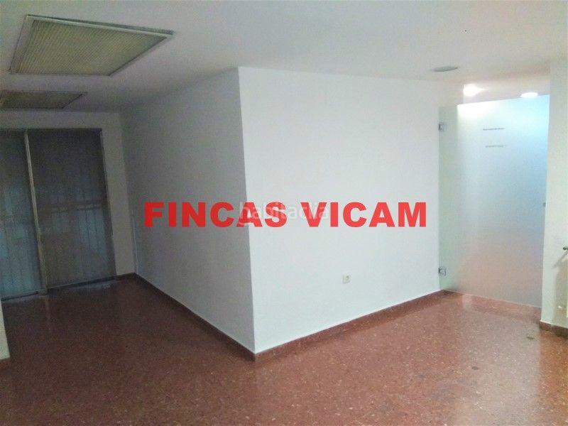 Foto 639dac8b-01e9-4481-b56f-85a7730e3f1d. Rent office space in calle coso alto 38 in Casco Antiguo Huesca