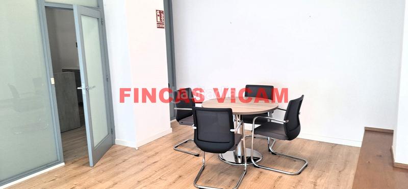 Foto aaf3d692-1320-4cca-8140-5afd4d22253a. Alquiler oficina en calle zaragoza 8 amplio local comercial en calle zaragoza. en Huesca