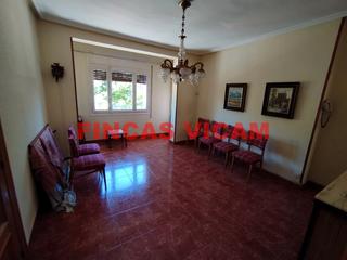Pis  Calle vicente campo palacio. Piso de 4 hab. y 1 bao en vicente campo.