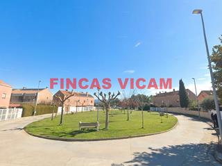 Terreny residencial en Igris. terreno urbano en yequeda, a solo 8 km. de huesca!