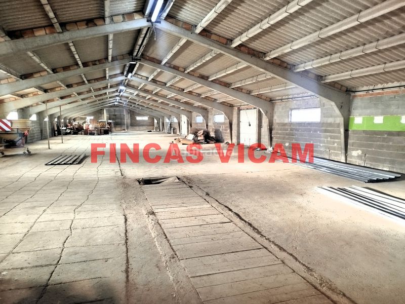 Foto c8f946af-931b-46bf-94b4-eb07b6bacc08. Lloguer nau industrial a Pedanías Huesca