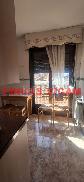 Foto bc5df161-a89b-49b8-91d6-7d8d41ebab89. Affitto appartamento con riscaldamento in Casco Antiguo Huesca