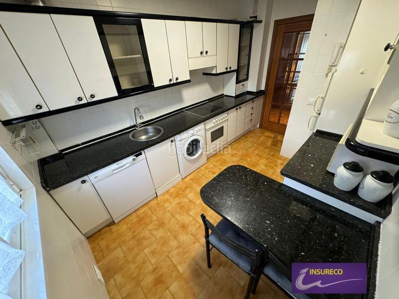 Foto bd18eb52-43c7-49f0-8c6c-edbc55ae9eca. Pis amb calefacció aparcament a Trobajo del camino