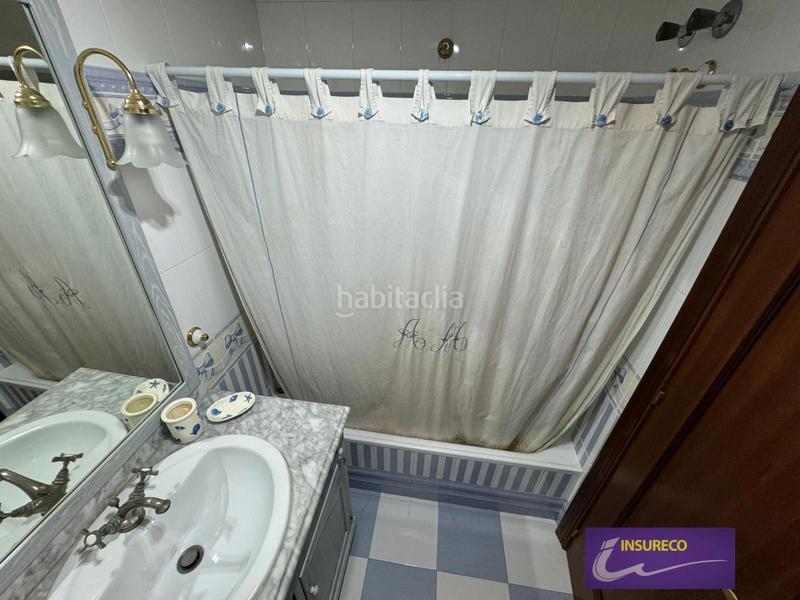 Foto d5da48ae-3456-43f8-8175-3e98ab197e85. Pis amb calefacció aparcament a Trobajo del camino