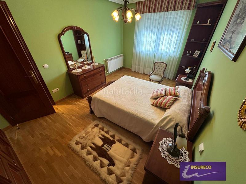 Foto 4d3a2396-a610-4f90-8f80-811df932f2ee. Casa amb calefacció aparcament a Valdefresno